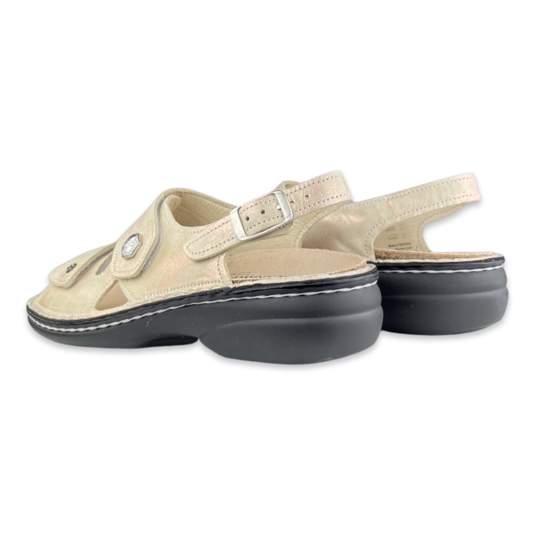 Finn Comfort Classic 2560 Sandaal Milos Champagne